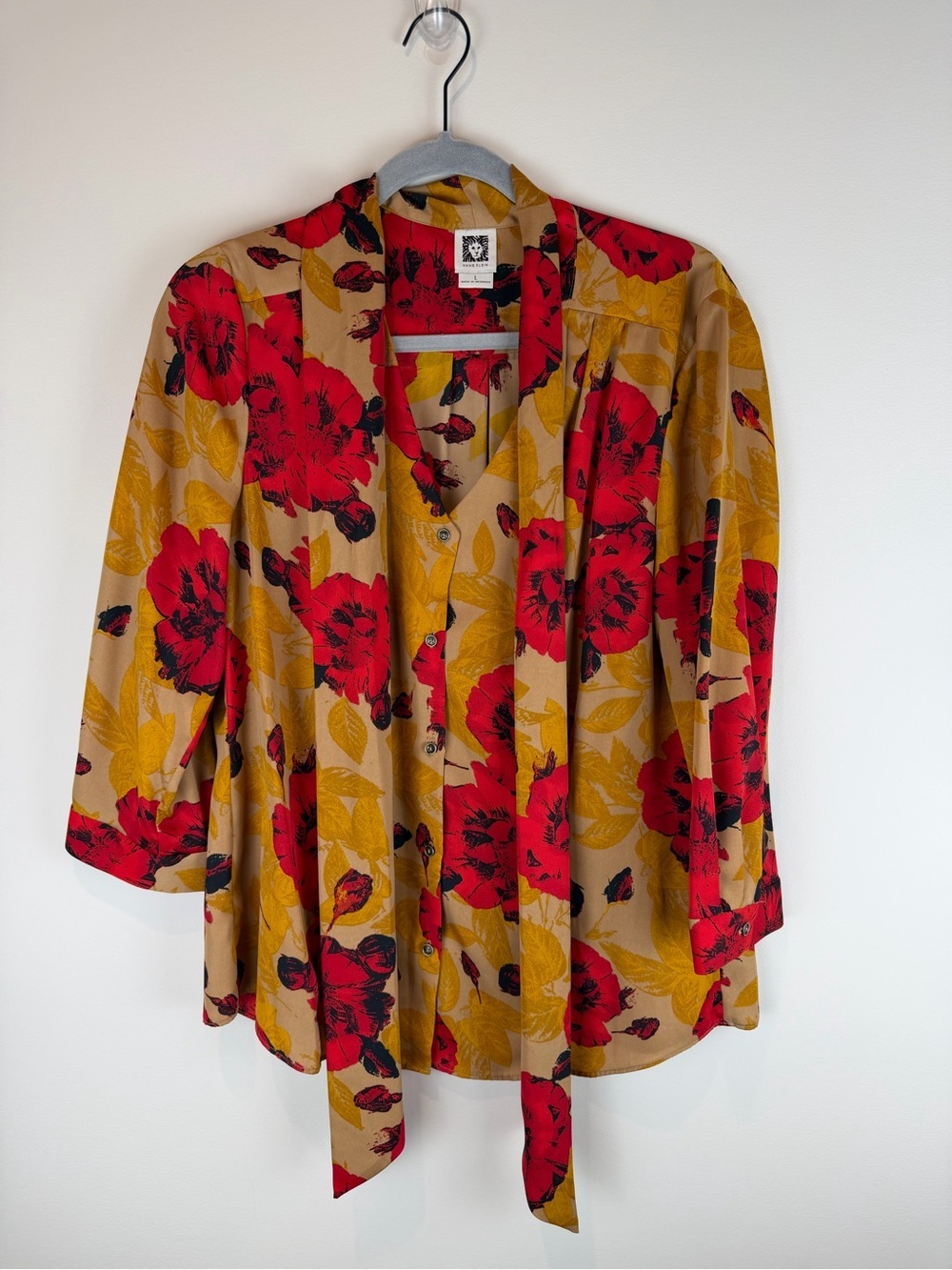 Anne Klein Red Floral Tie-Neck Blouse on Tan Base Size large